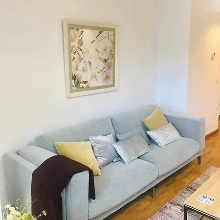 Avenida Apartment Oviedo